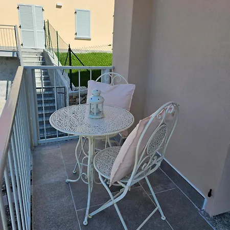 Rotonda Apartament *